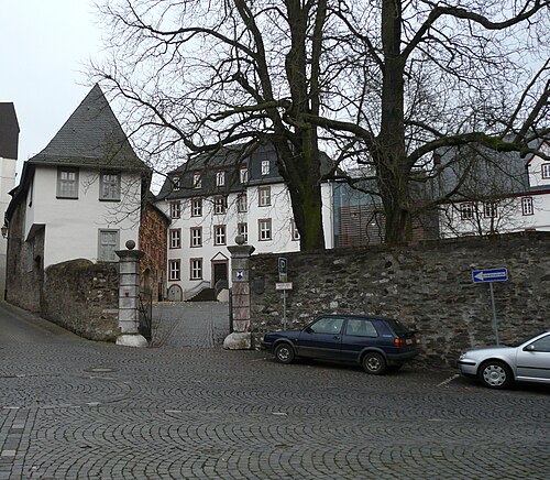 Lotte's House