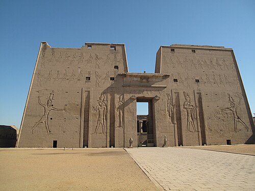 Karnak Steamer, Edfu