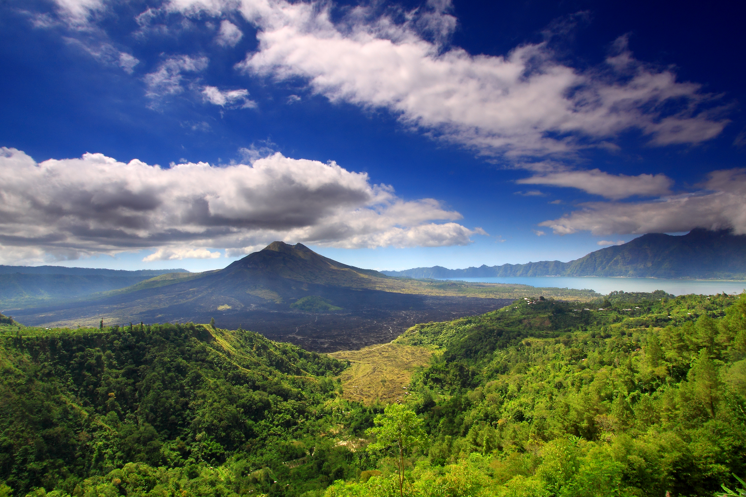 Lake Batur (Danau Batur)