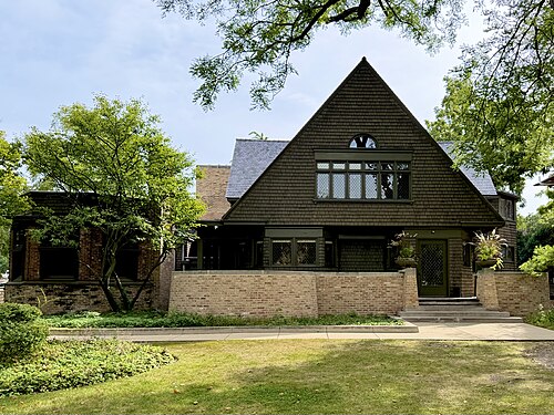 Frank Lloyd Wright Home and Studio