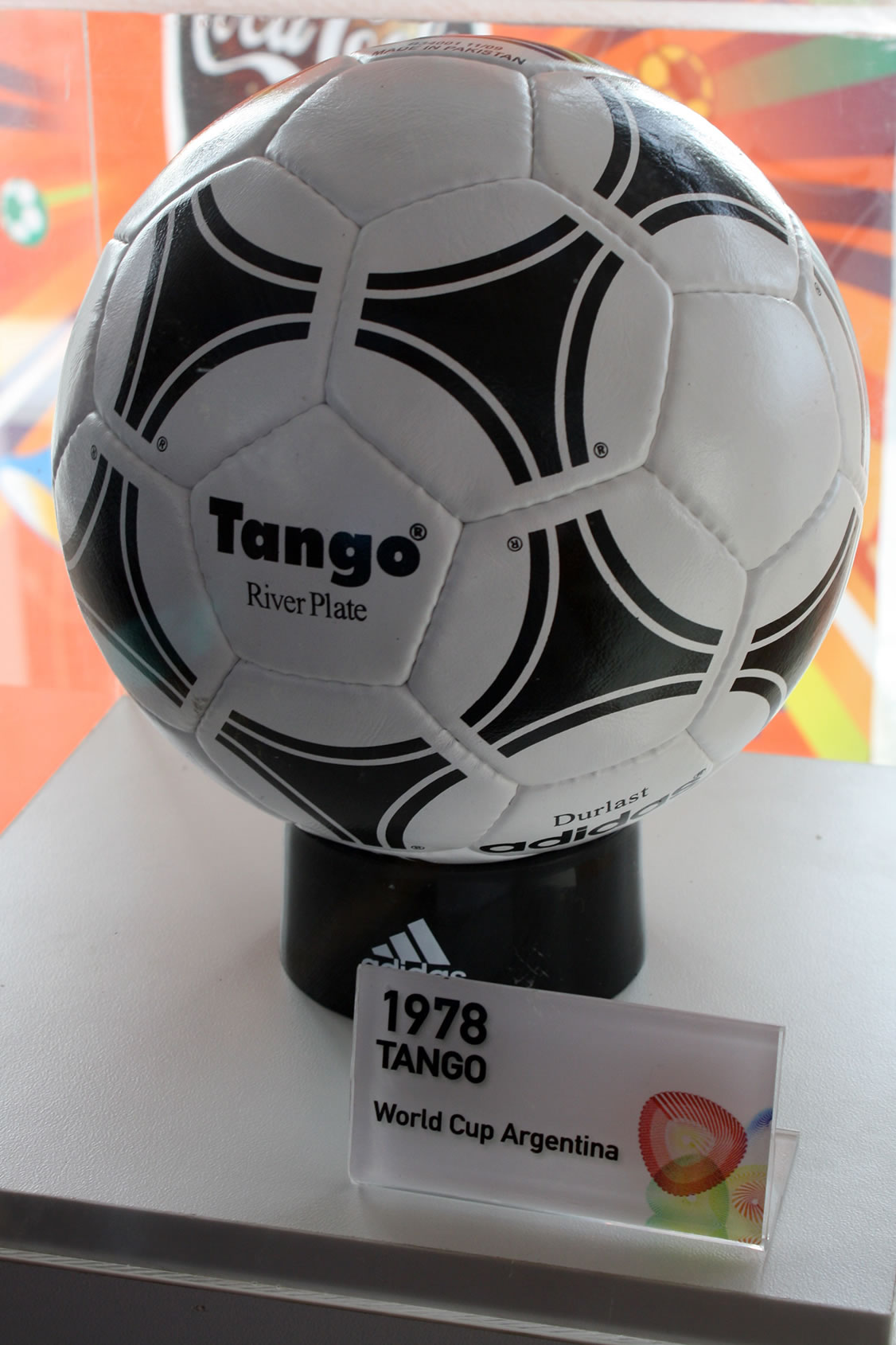 Rojo Tango