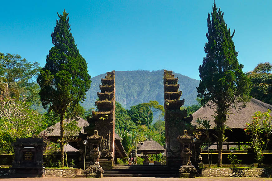 Luhur Batukaru Temple