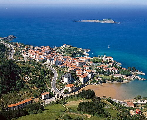 Mundaka Beach