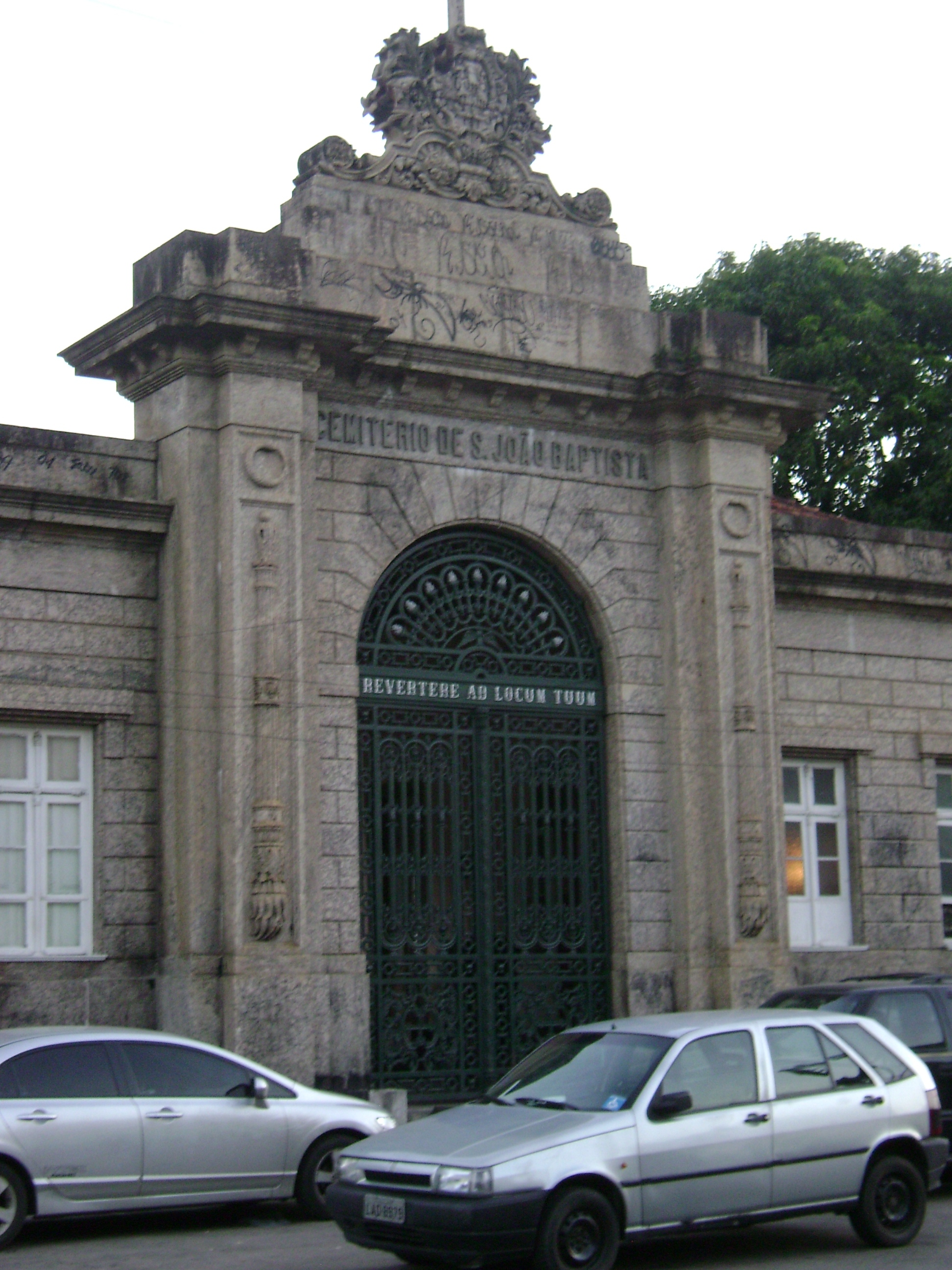 Sao Joao Batista Cemetery