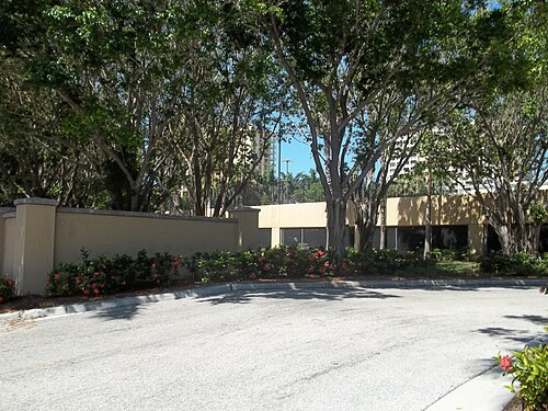 Burns Court Neighborhood