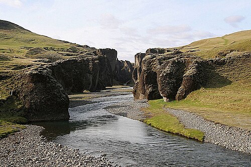 Fjadrargljufur Canyon
