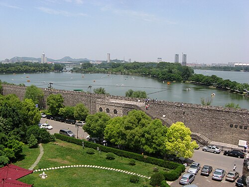 Xuanwu lake
