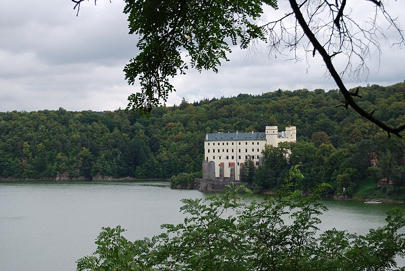 Orlík Castle
