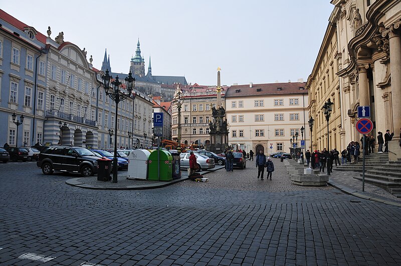 Malostranské náměstí