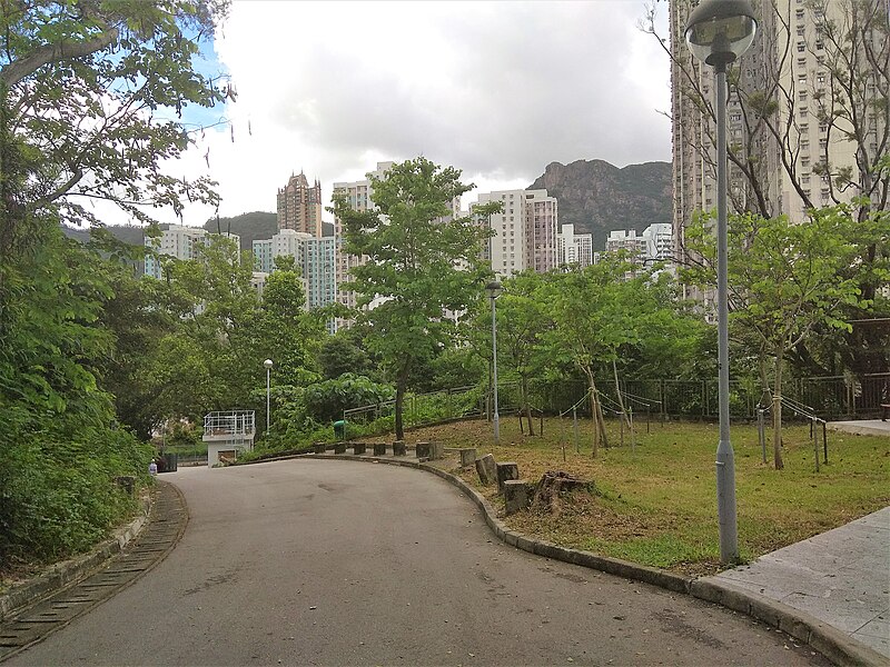 Lok Fu Park