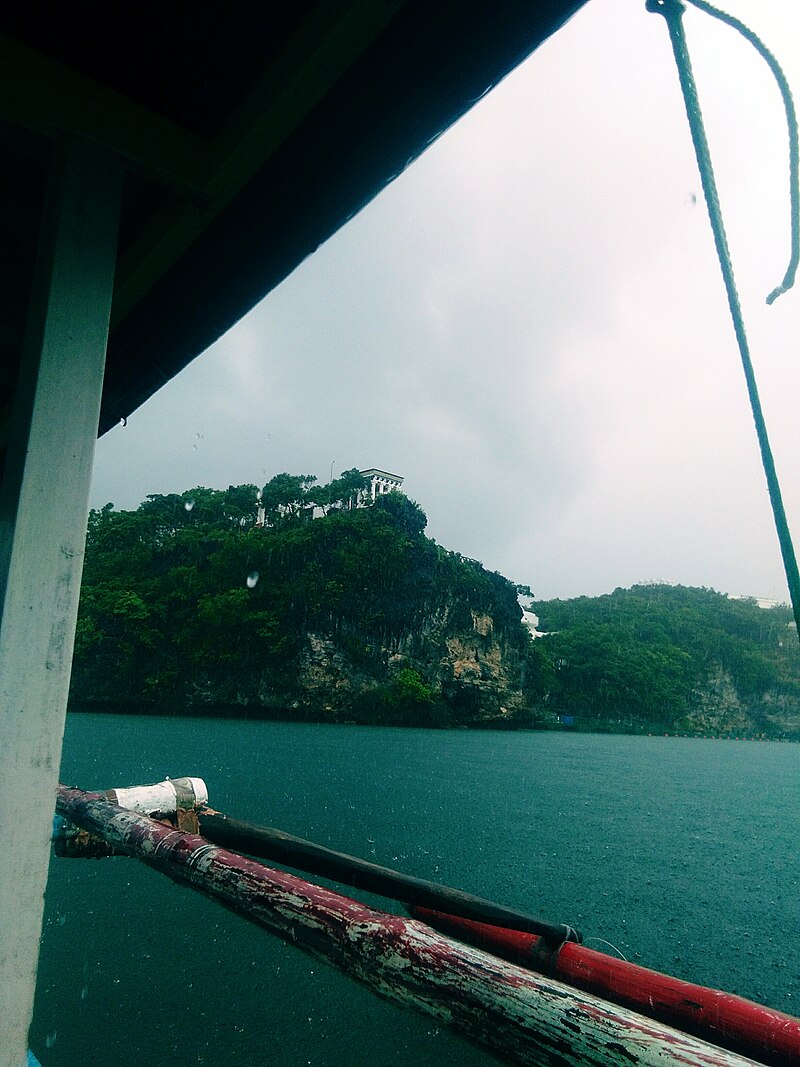 Hundred Islands National Park