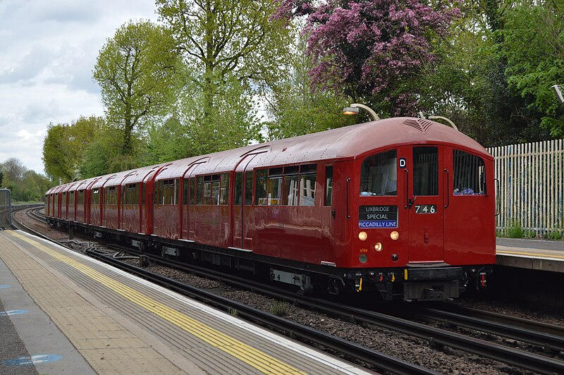 Eastcote tube station