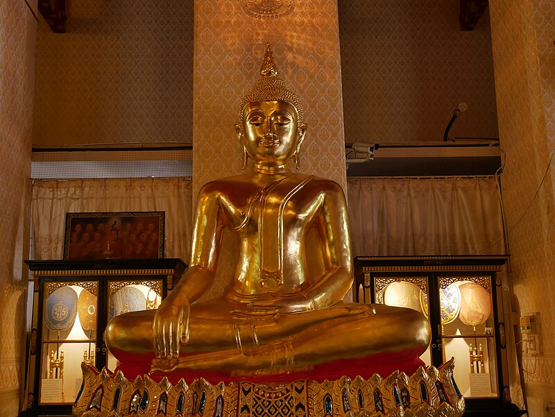 Wat Mahathat Yuwaratrangsarit