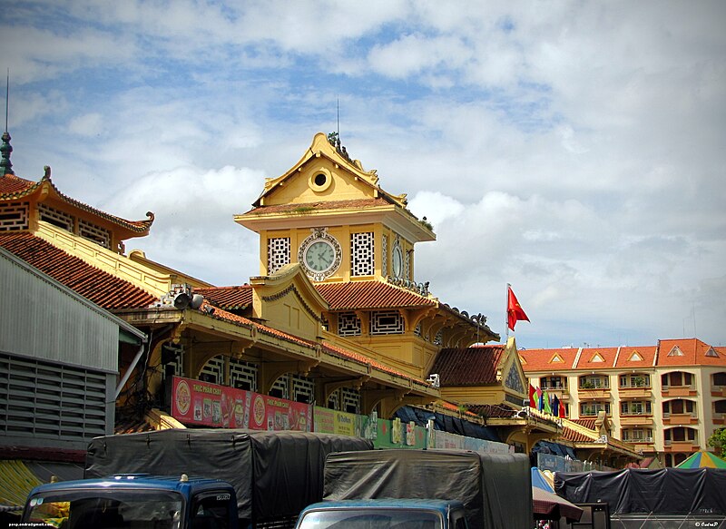 Bình Tây Market