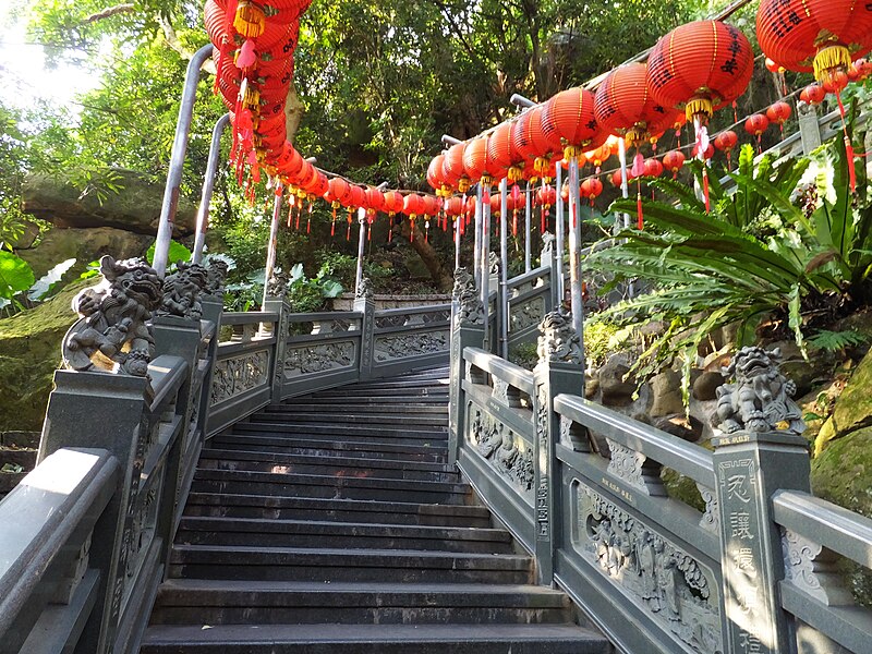 Chin Shan Yen Hui Chi Temple