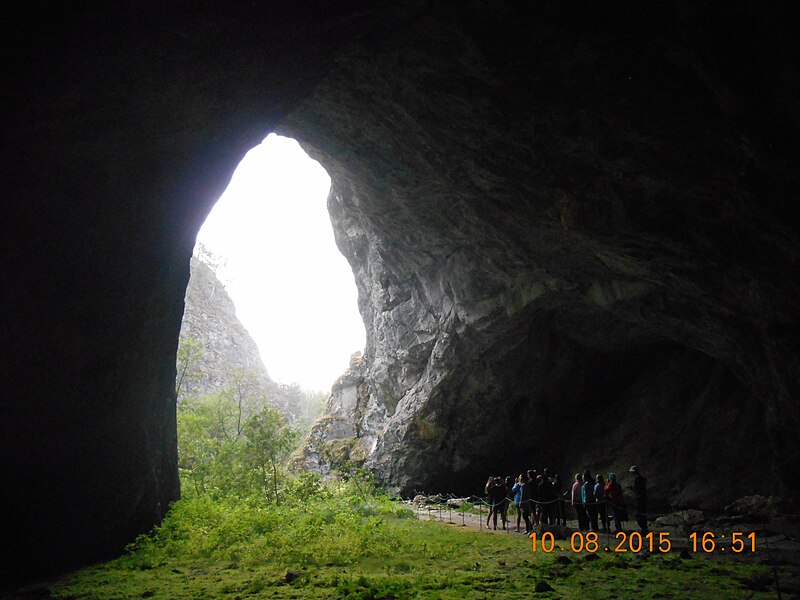 Kapova Cave