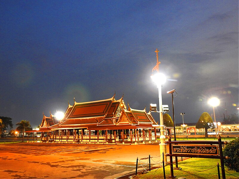 Wat Chana Songkhram