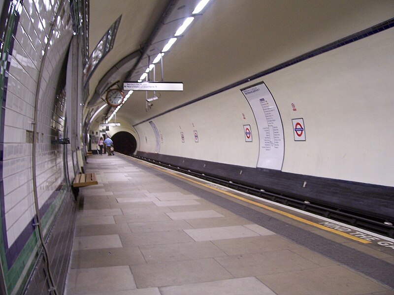 Kennington Tube Station