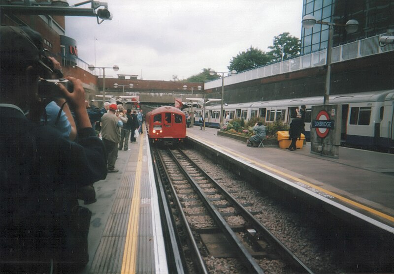 Uxbridge tube station
