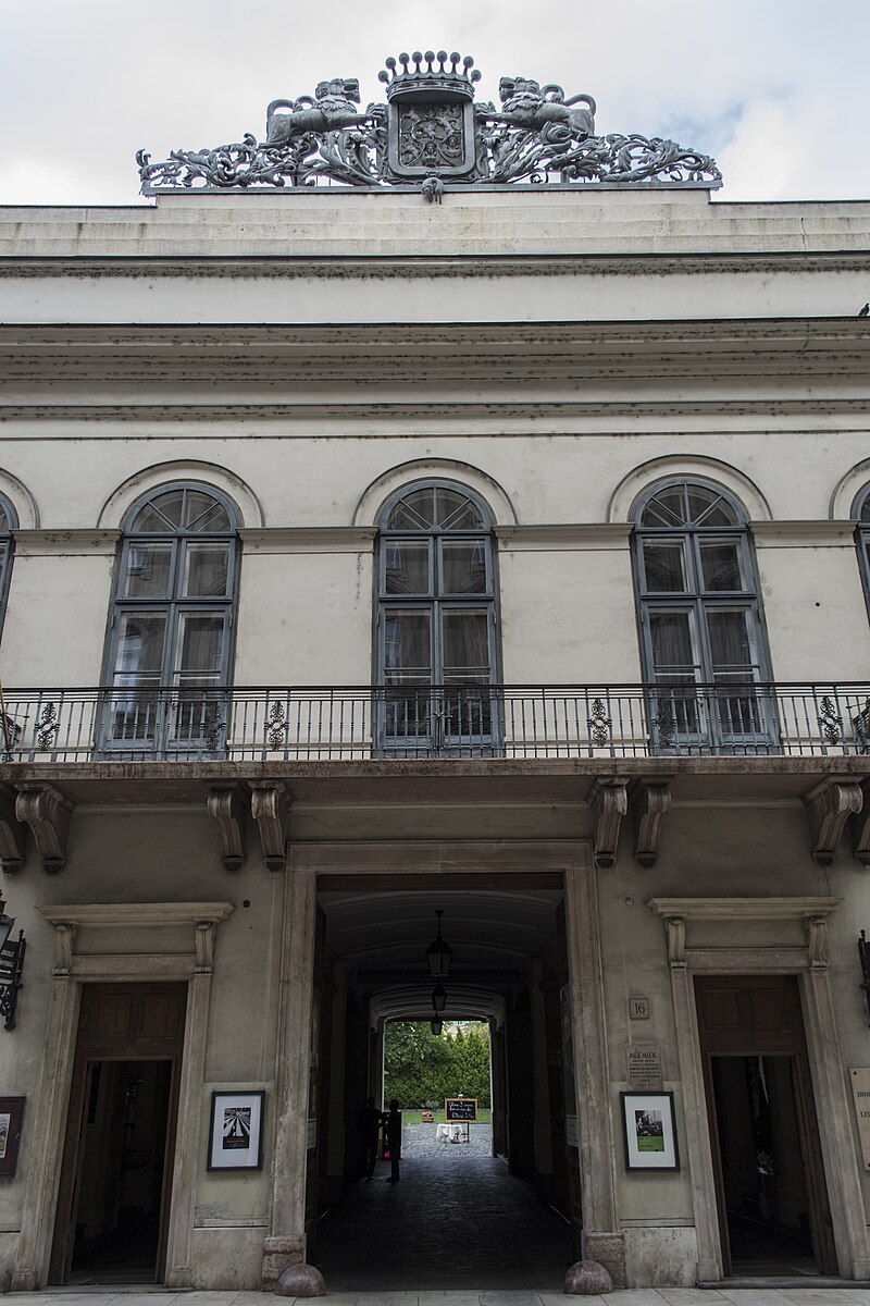 Károlyi Palace
