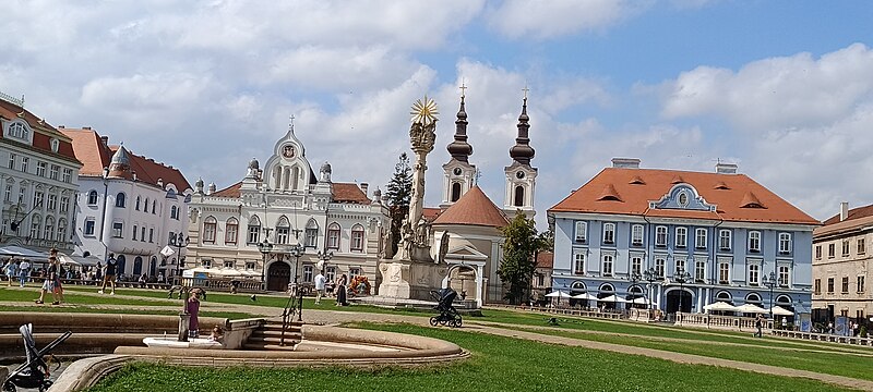 Holy Trinity Monument, Timişoara