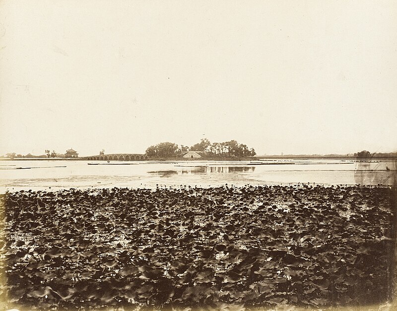 Kunming Lake
