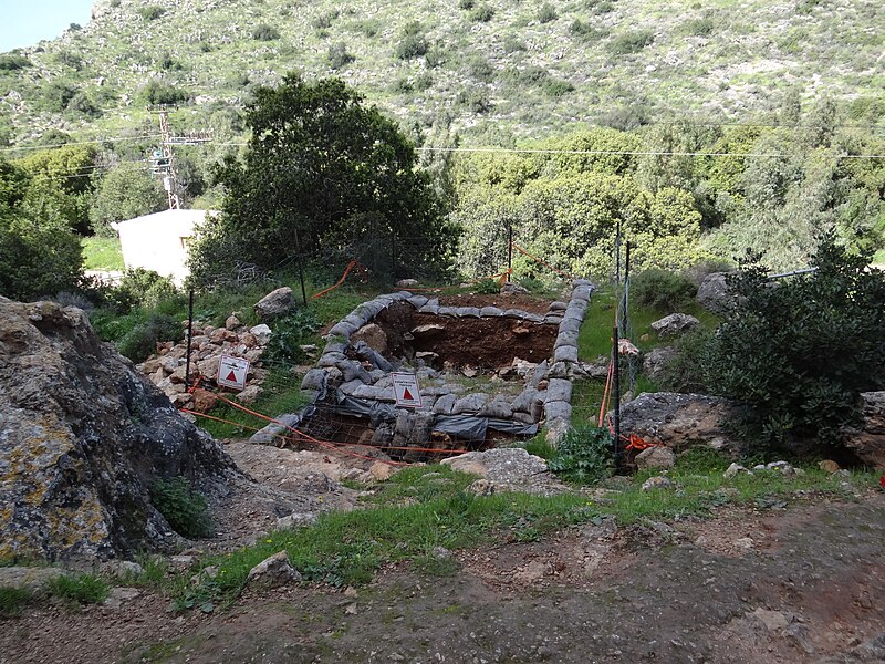 Skhul cave