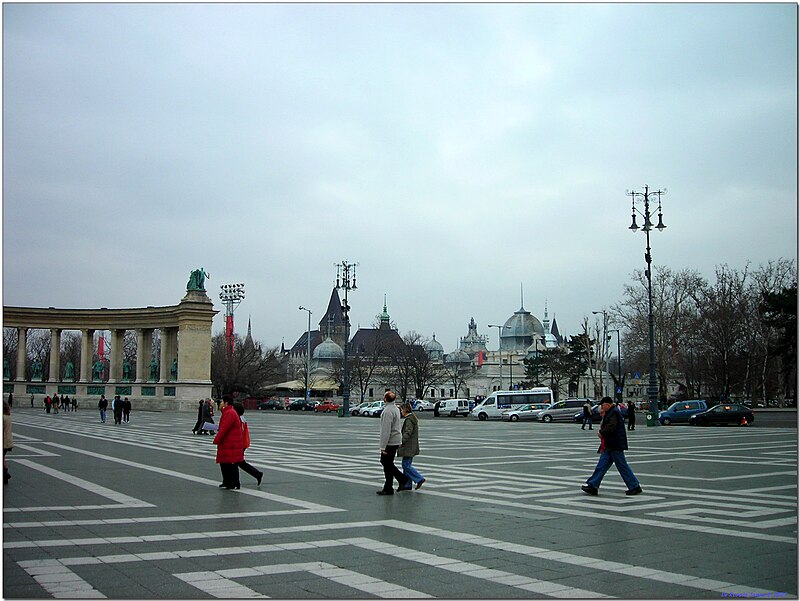 Heroes' Square