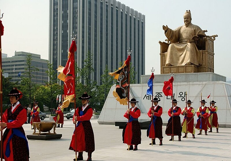 Statue of King Sejong
