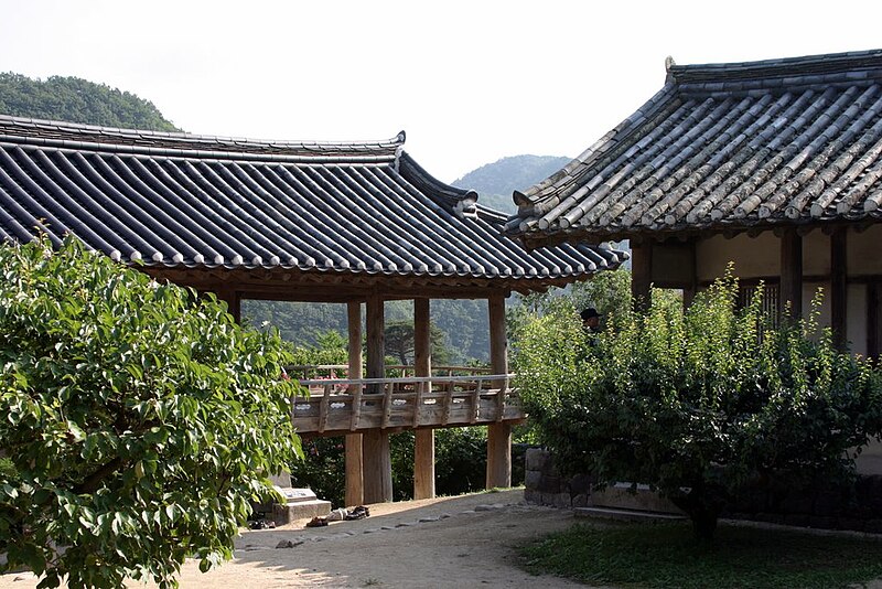 Historic Villages of Korea: Hahoe and Yangdong