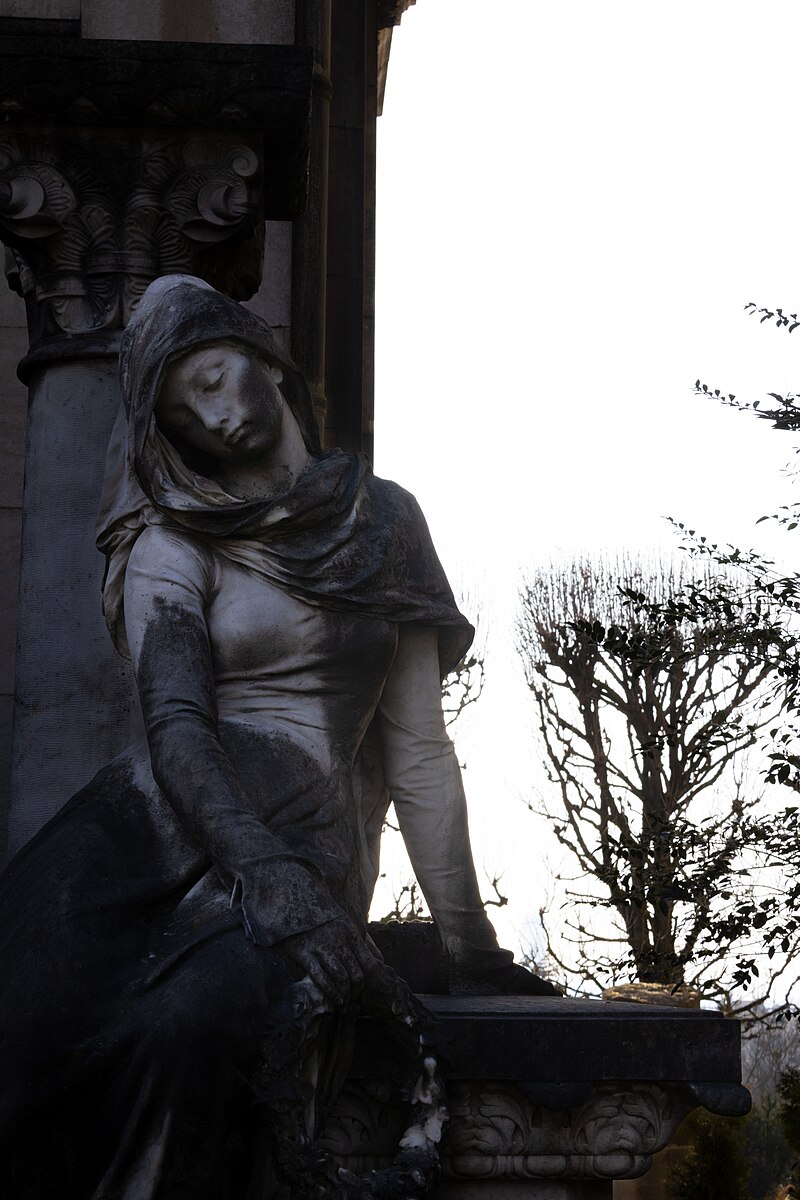 Père Lachaise Cemetery