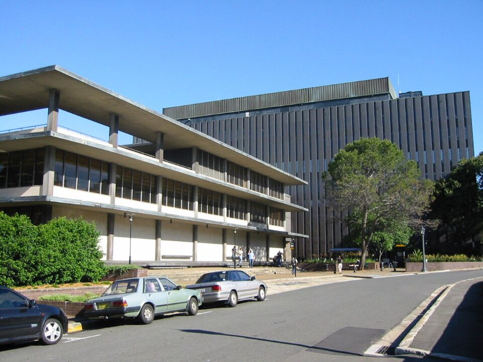 Sydney University Library