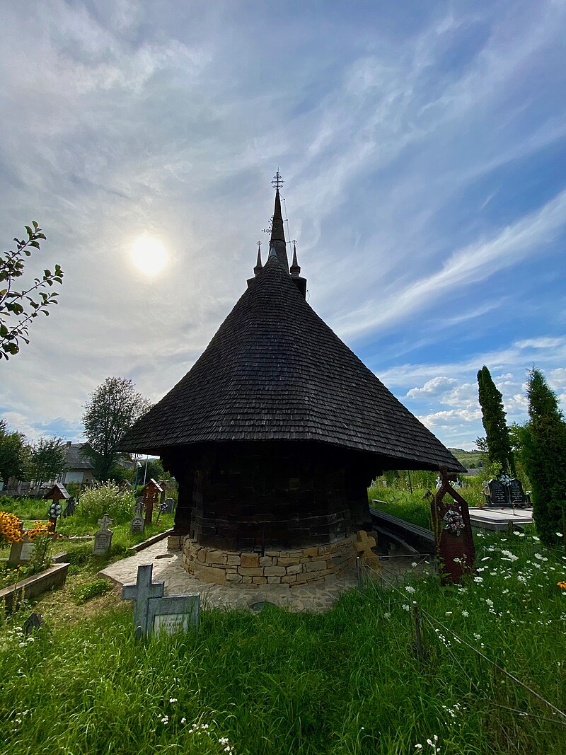 Church of the Holy Archangels, Rogoz