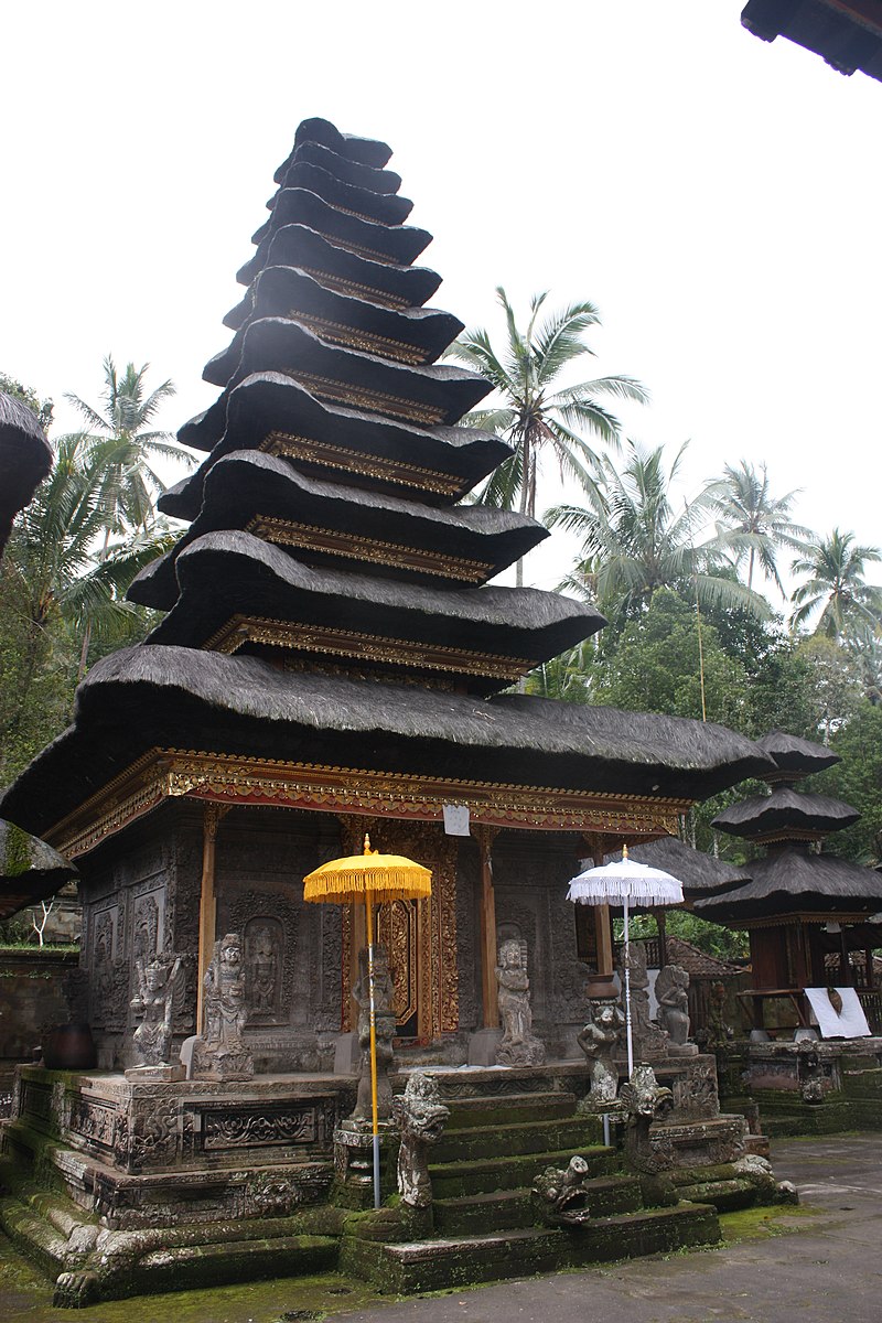 Pura Goa Lawah