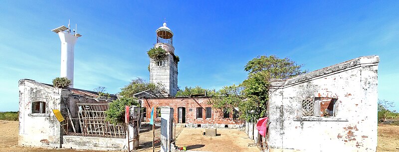 Cabra Island lighthouse