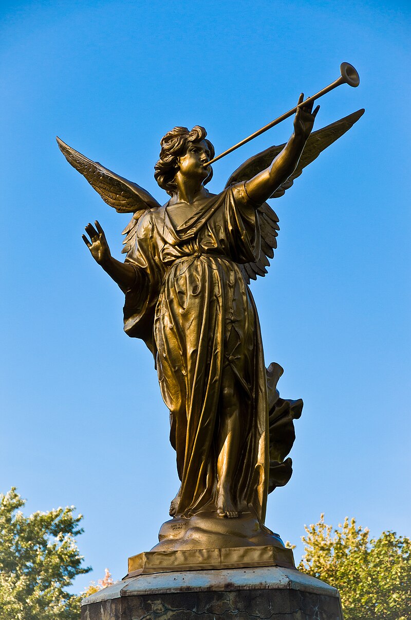 Notre Dame des Neiges Cemetery