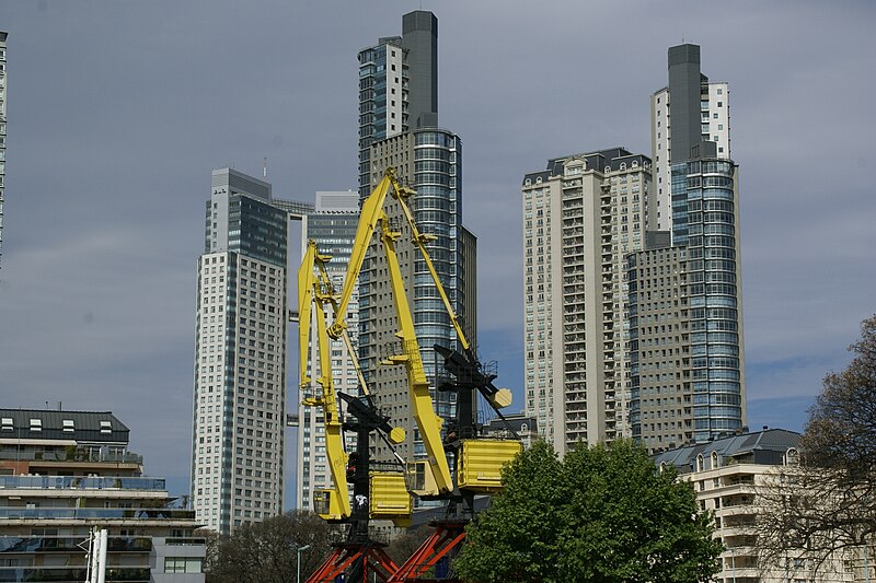 El Faro Towers