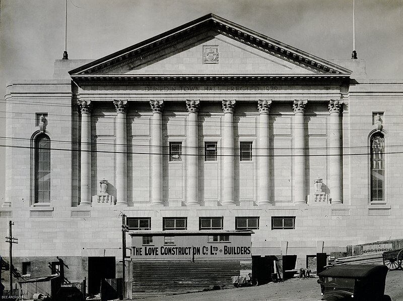 Dunedin Town Hall