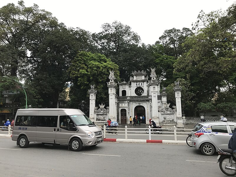 Quán Thánh Temple