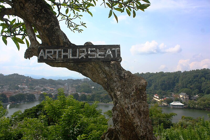 Kandy Lake