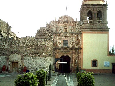Pinos