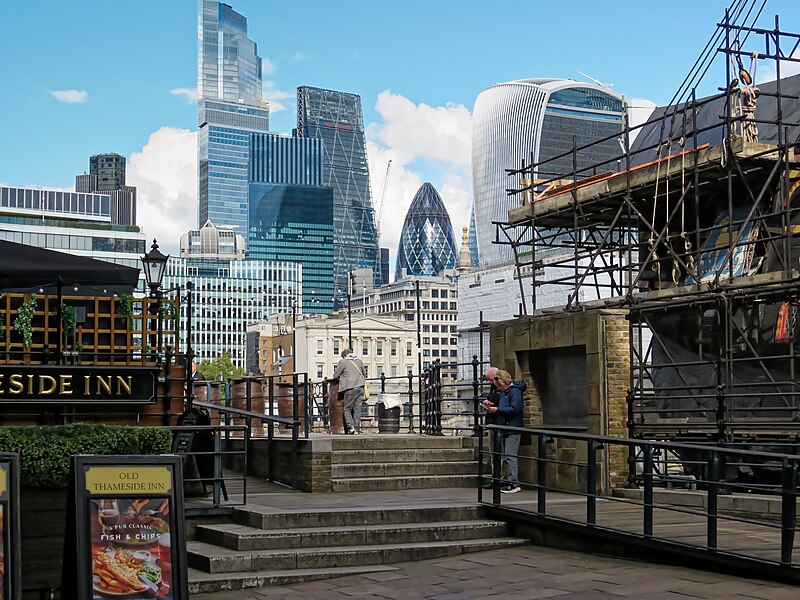 Monument to the Great Fire of London