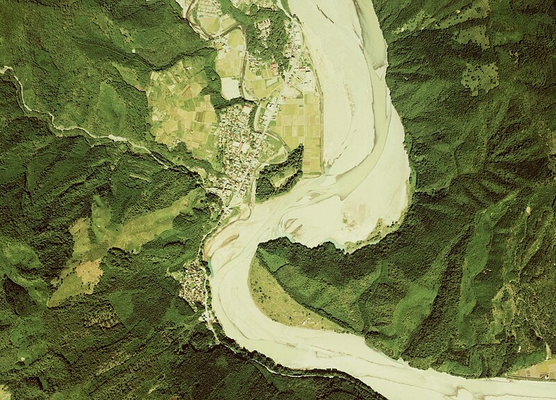 Sacred Sites and Pilgrimage Routes in the Kii Mountain Range