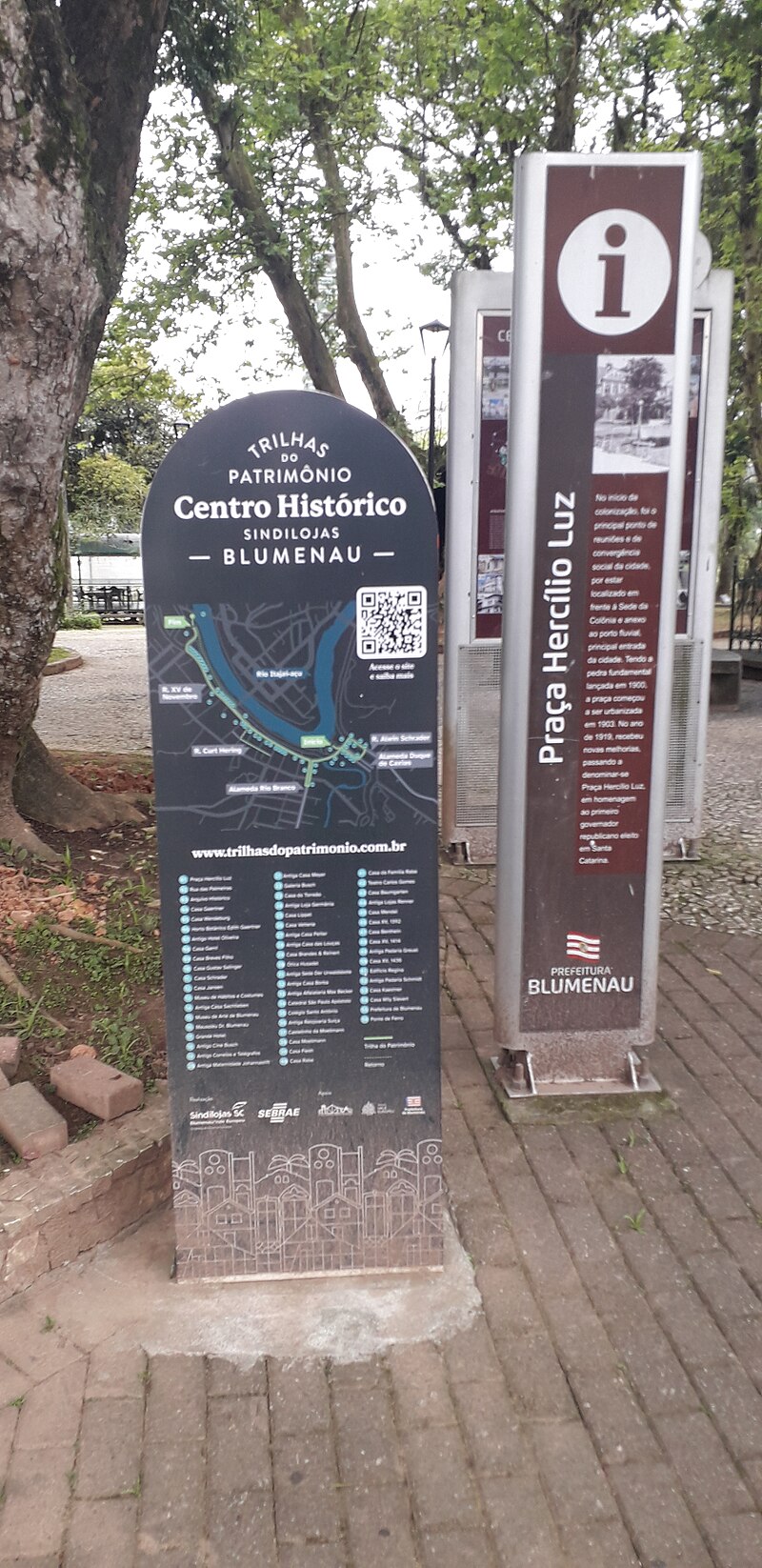 Praça Hercílio Luz