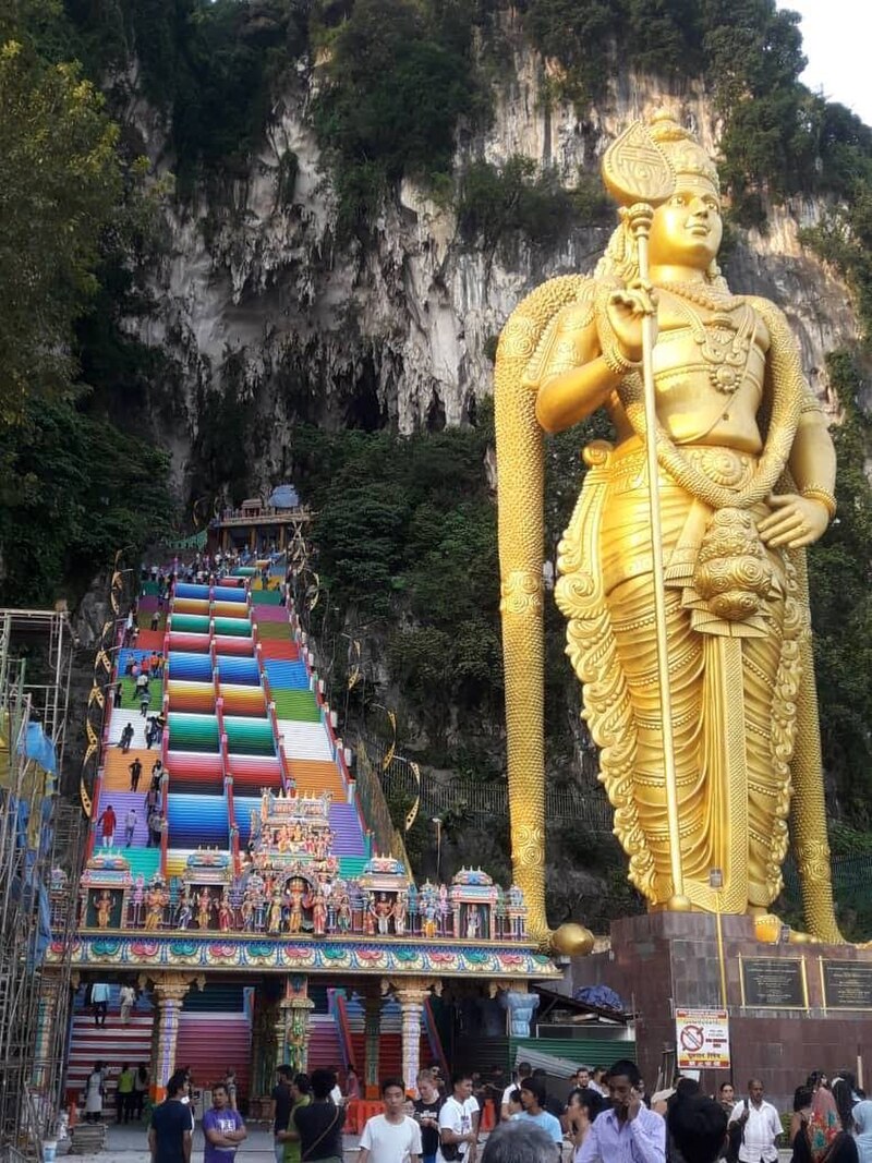 Batu Caves Murugan Statue