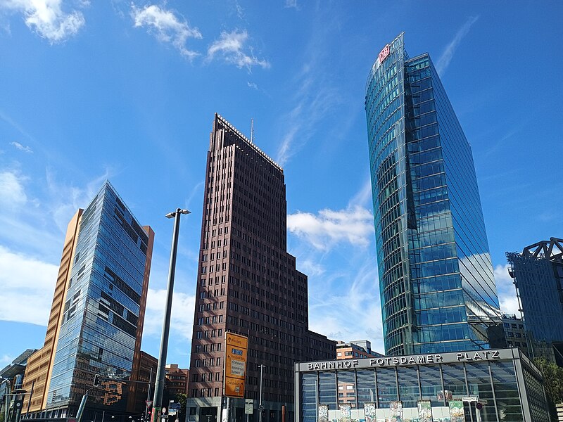 Berlin Potsdamer Platz station