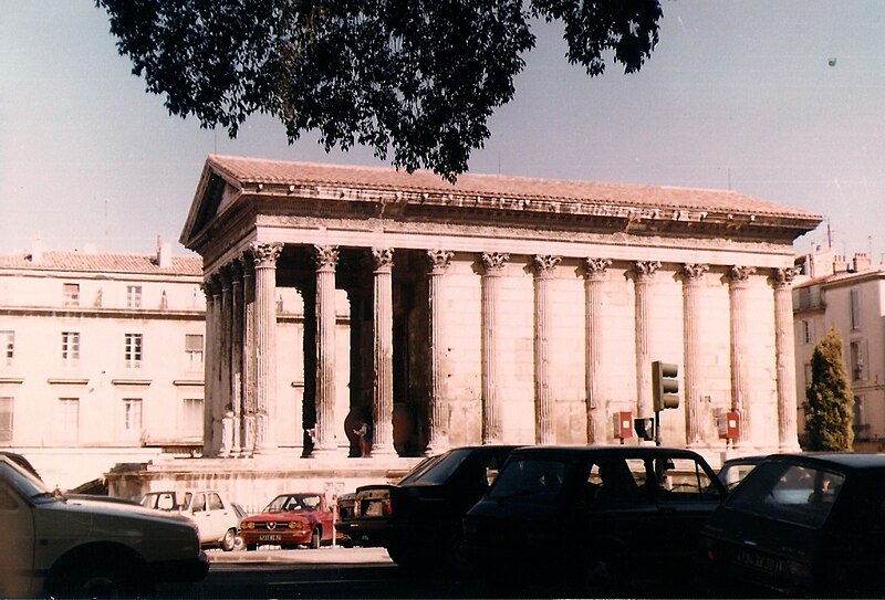 Maison Carrée