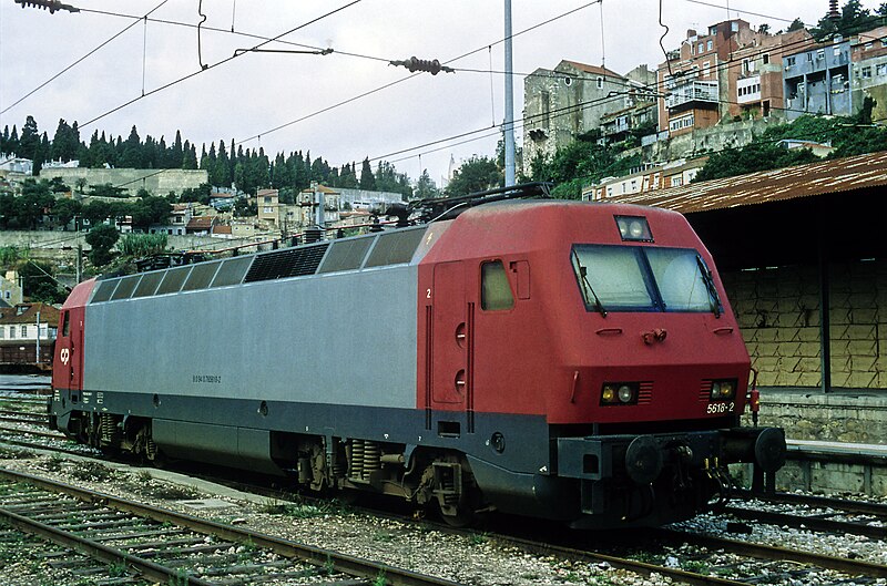 Estação Ferroviária de Alcântara-Terra