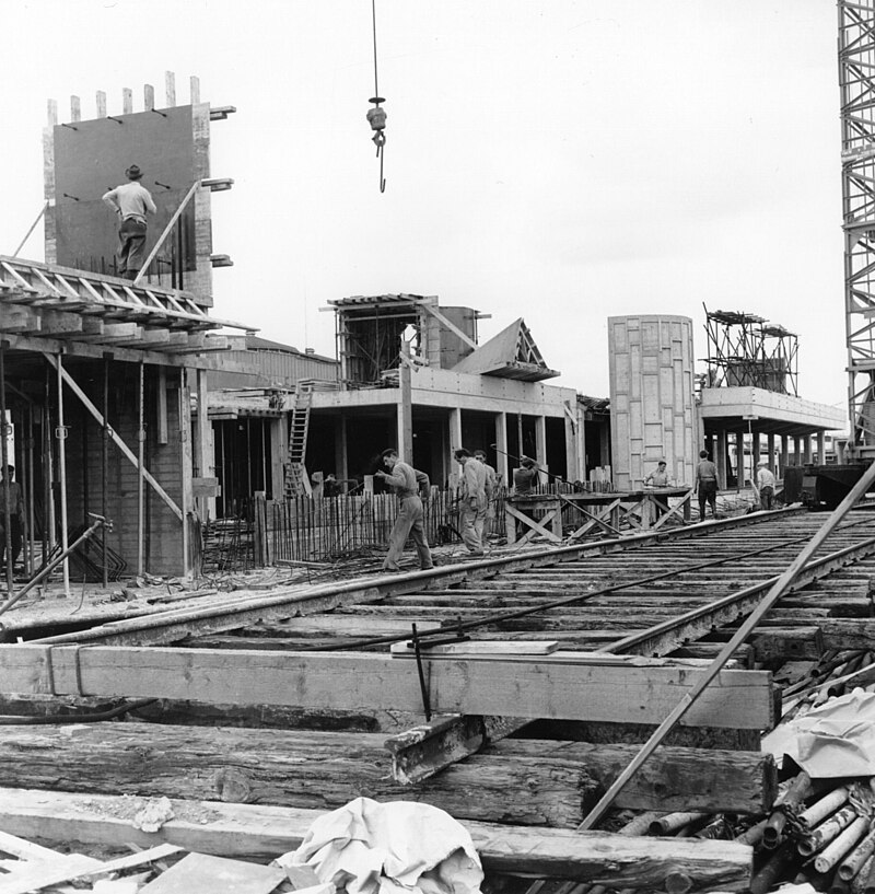 Tilburg railway station