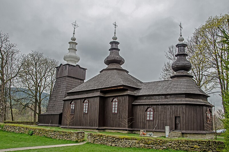 Wooden tserkvas of Carpathian region in Poland and Ukraine